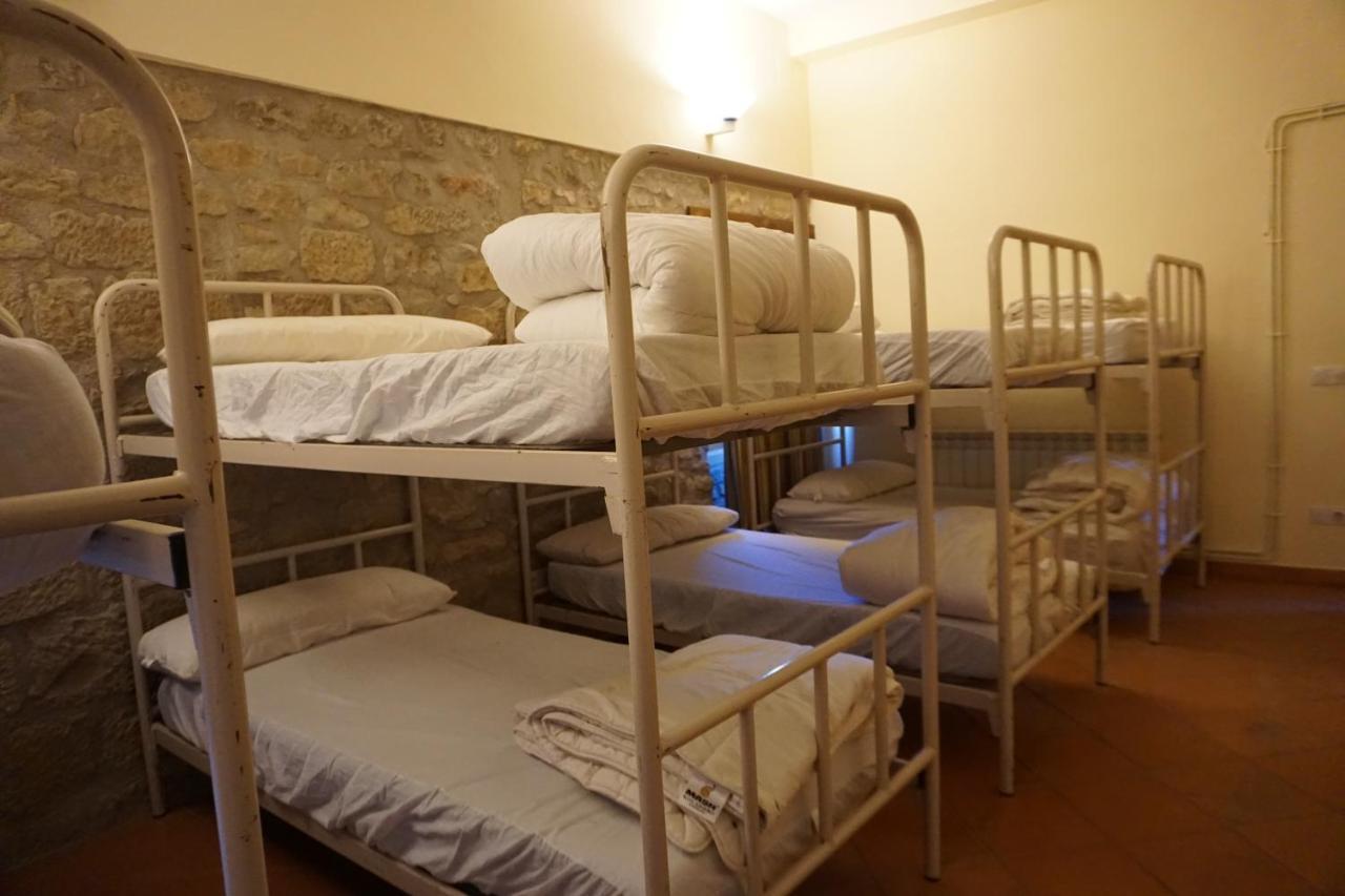 Albergue De Sos Del Rey Catolico Ngoại thất bức ảnh