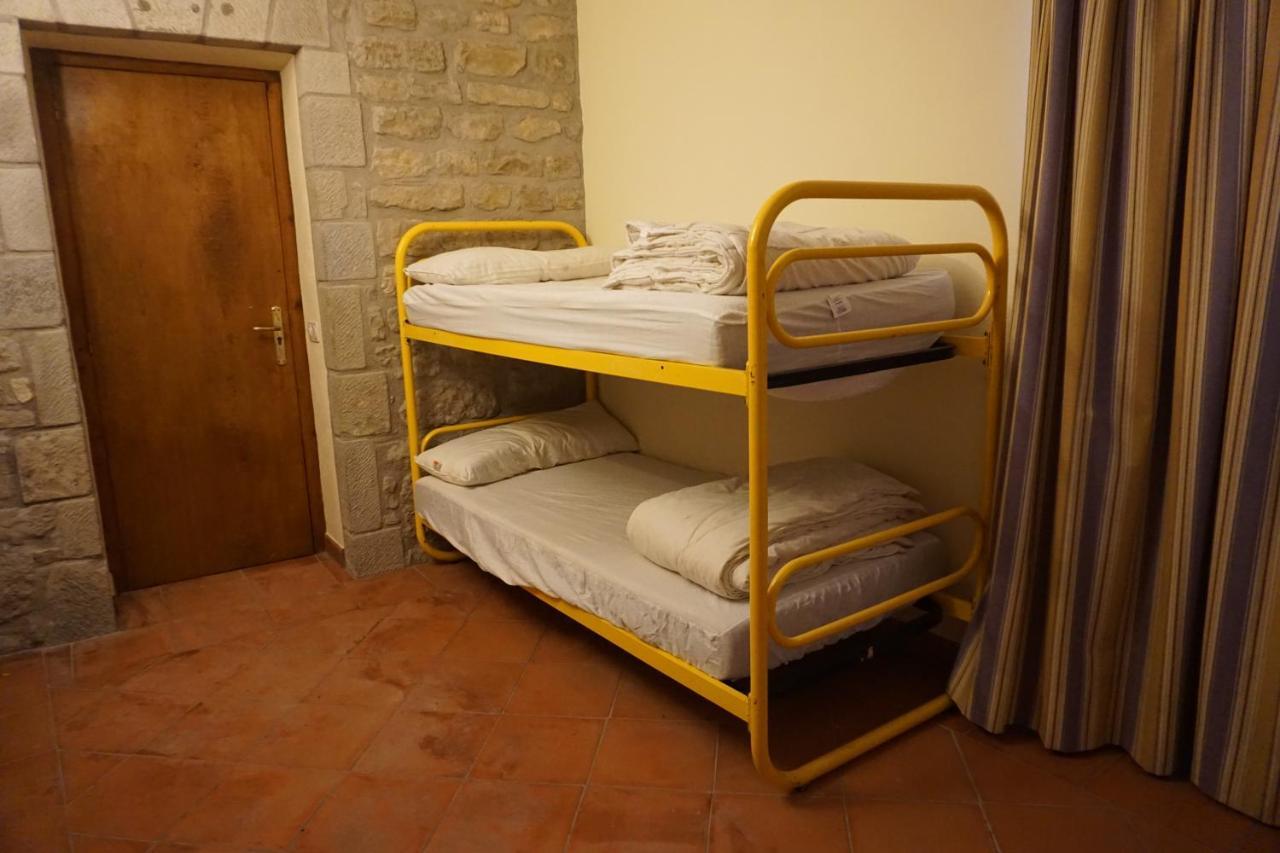 Albergue De Sos Del Rey Catolico Ngoại thất bức ảnh